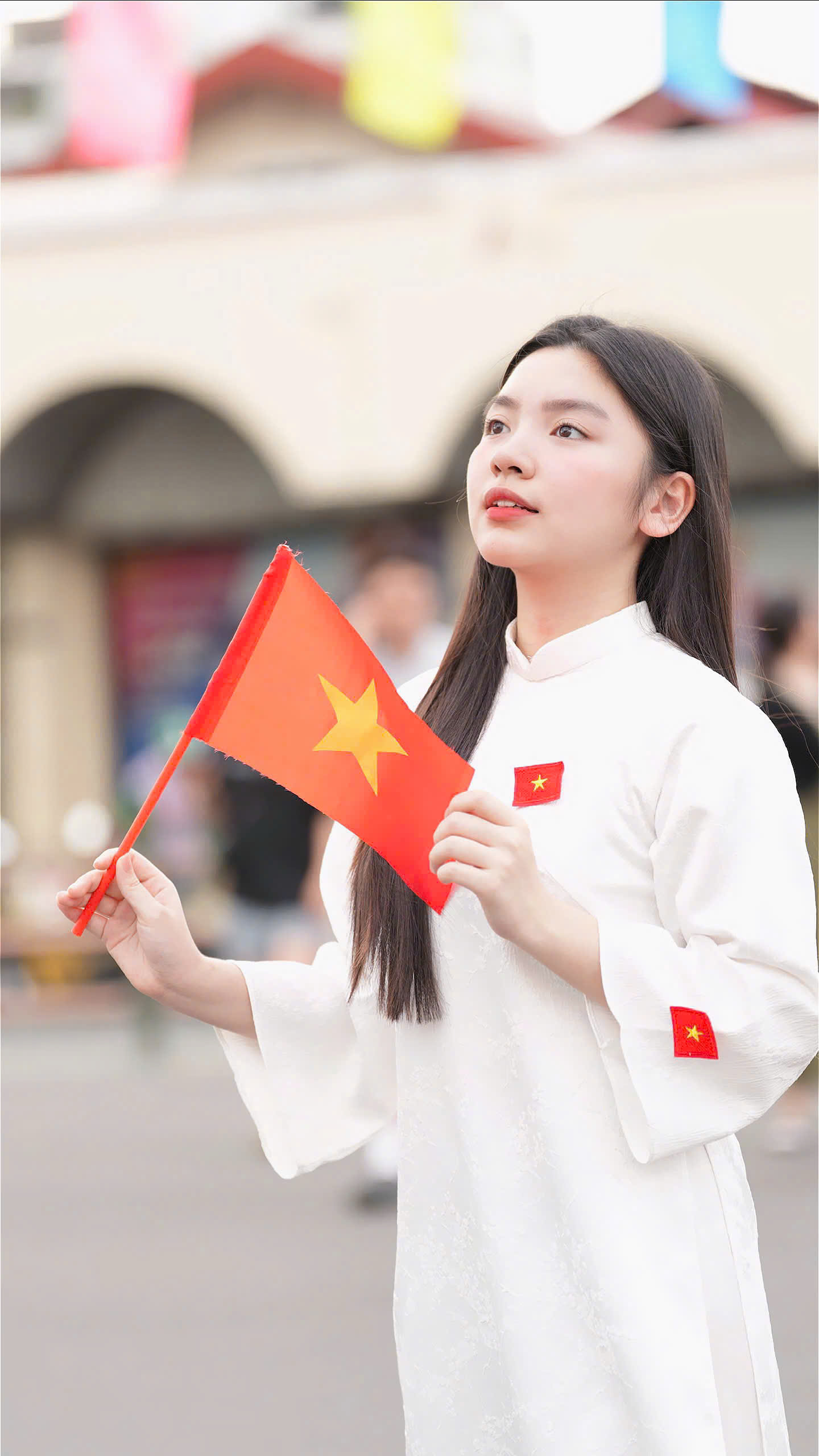 ENИI - Áo dài chợ Bến Thành